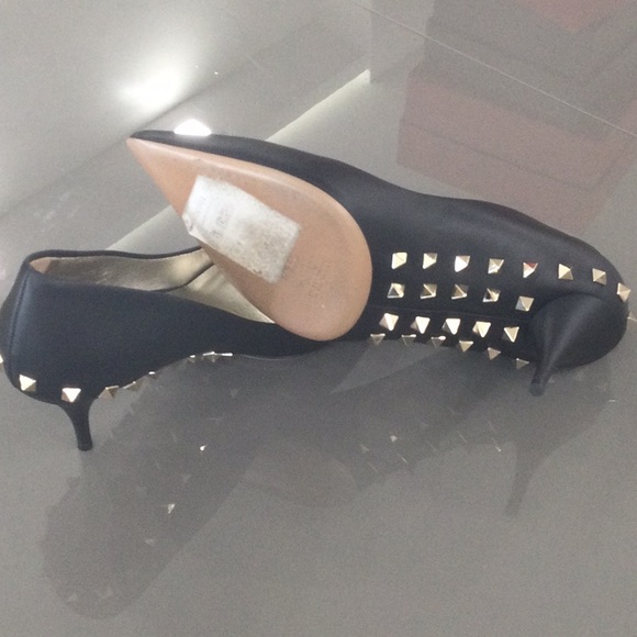 VALENTINO NEW SIZE 39.5 - Picture 5 of 8